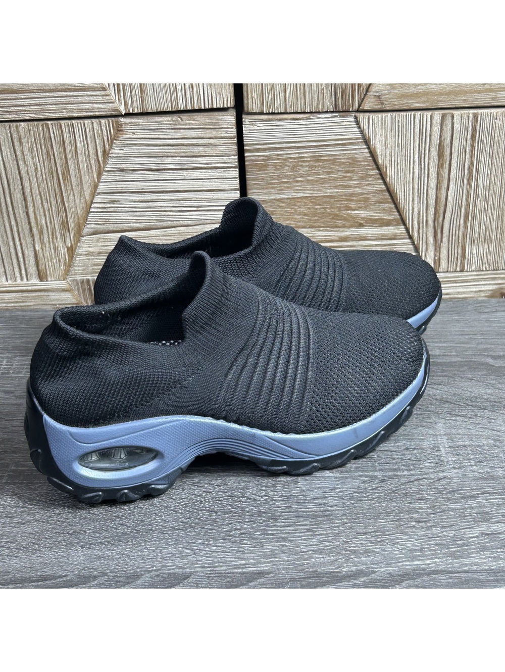 Womens Black Casual Comfort Slip On Sneakers Walking Shoes Size 7 - Picture 4 of 6
